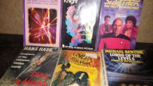 Collection of various Science Fiction and Horror Books (13)