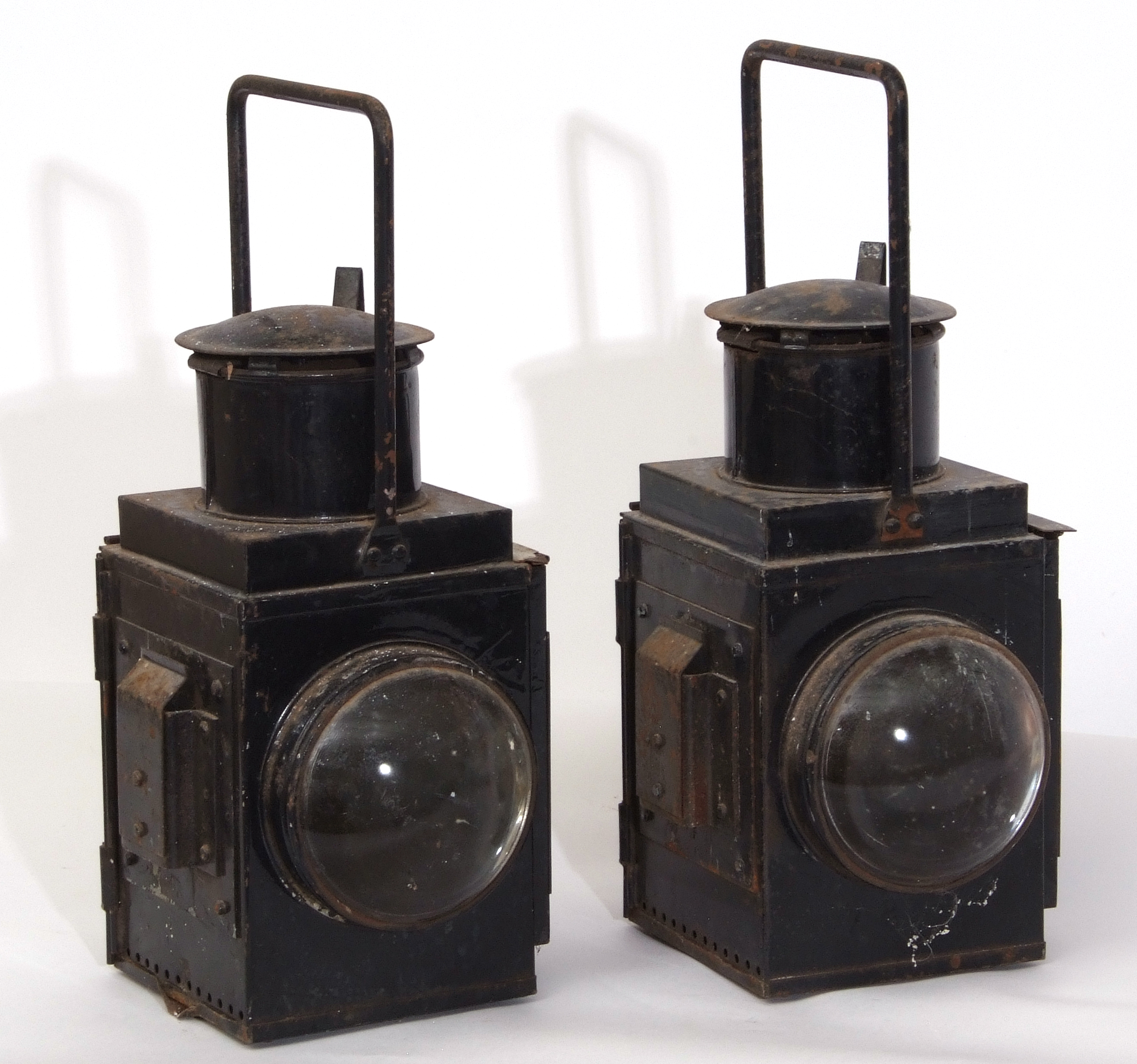 Railway Lamps: Pair of black BR 2-aspect lamps 46cm high, each with 2 x clear bullseye lenses.