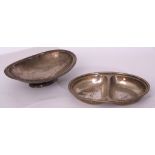 GER plated oval 2-compartment serving dish by Elkington 30 x 22cm, together with a plated oval