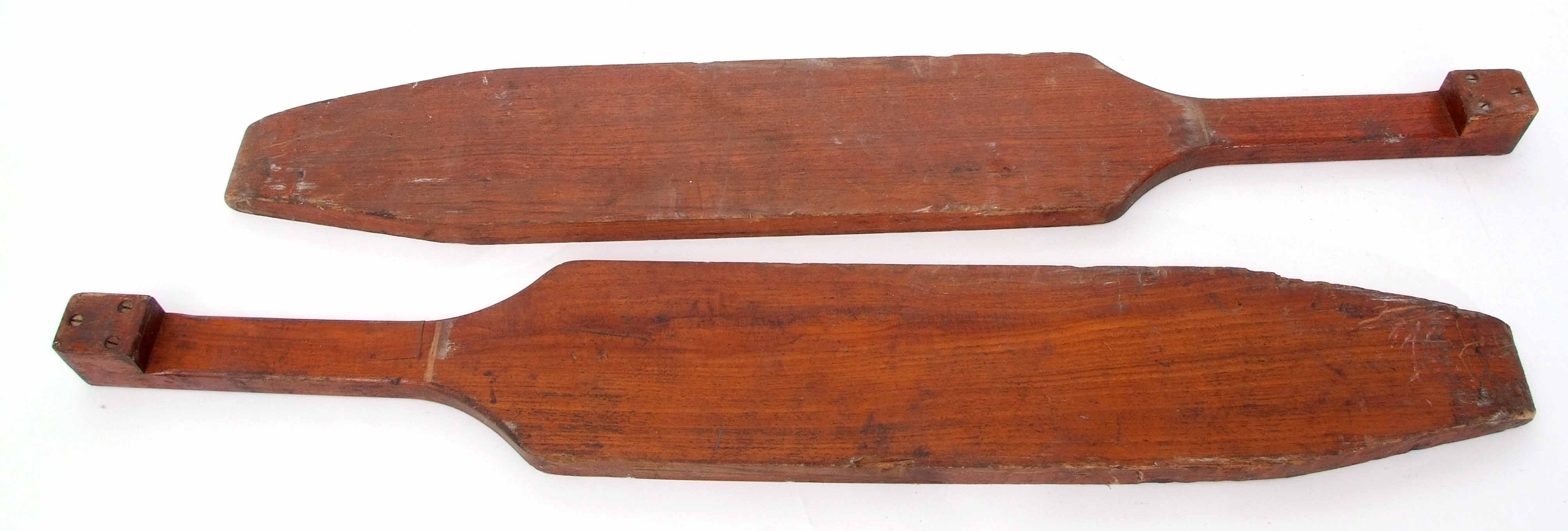 Railway Tools: Two 60 cm wooden shovel handles blackened through use but with no railway markings - Image 2 of 5