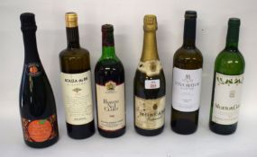 Mixed half Case, comprisingone bottle each of: 1994 Mouton Cadet; 2016 Vina Mayor Verdejo, Rueda;