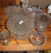 Quantity of cut glass wares, including 6 liqueur glasses, 4 napkin rings, 6 tumblers, decanter,