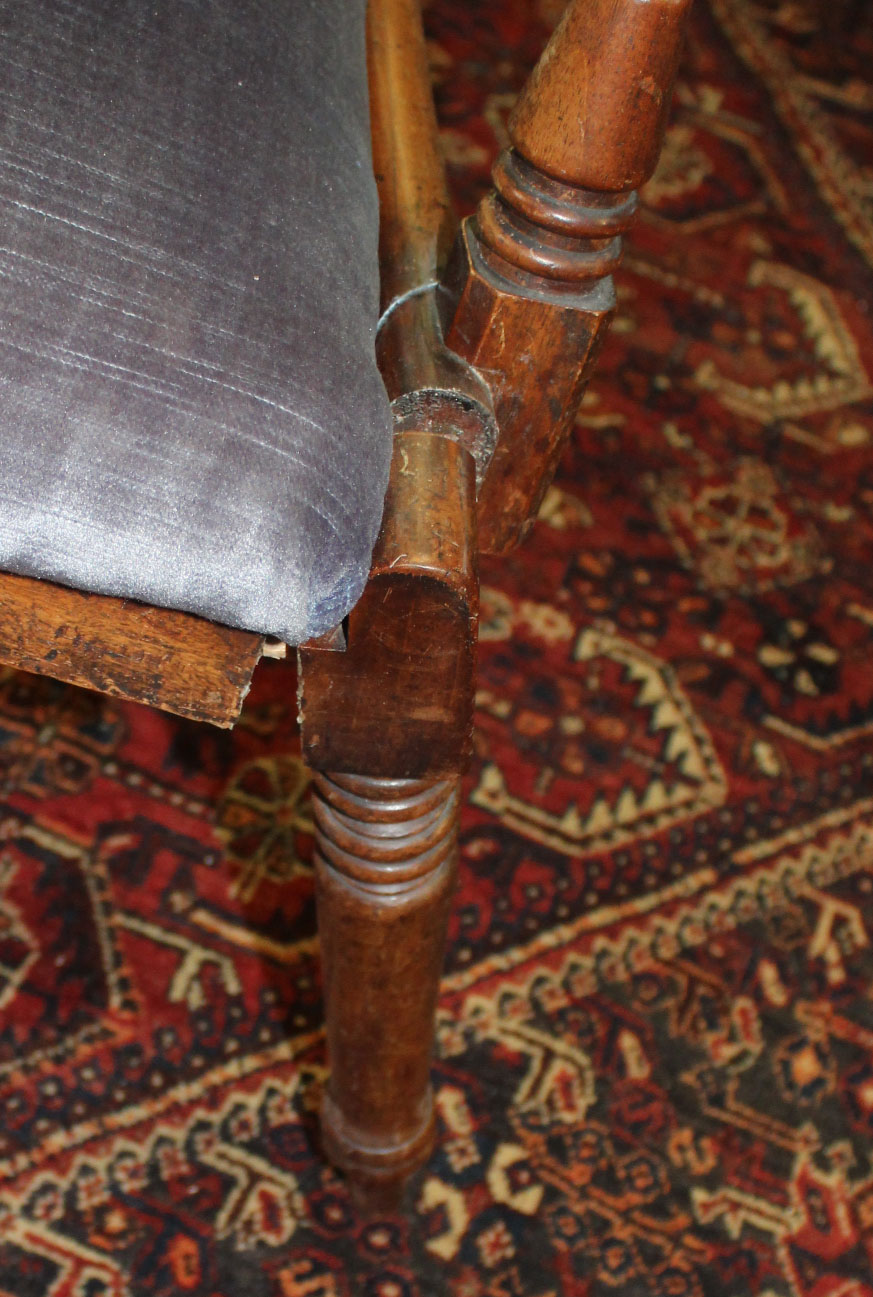 Regency period mahogany bar back carver chair raised on ring turned front supports with peg feet - Image 2 of 2