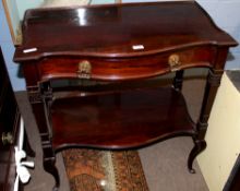 Late 19th/early 20th century mahogany side table, serpentine front with single freize drawer and