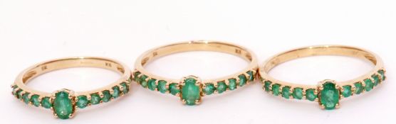 Mixed Lot: three modern matching 9ct gold and emerald dress rings, 4.7gms, size N, R and S
