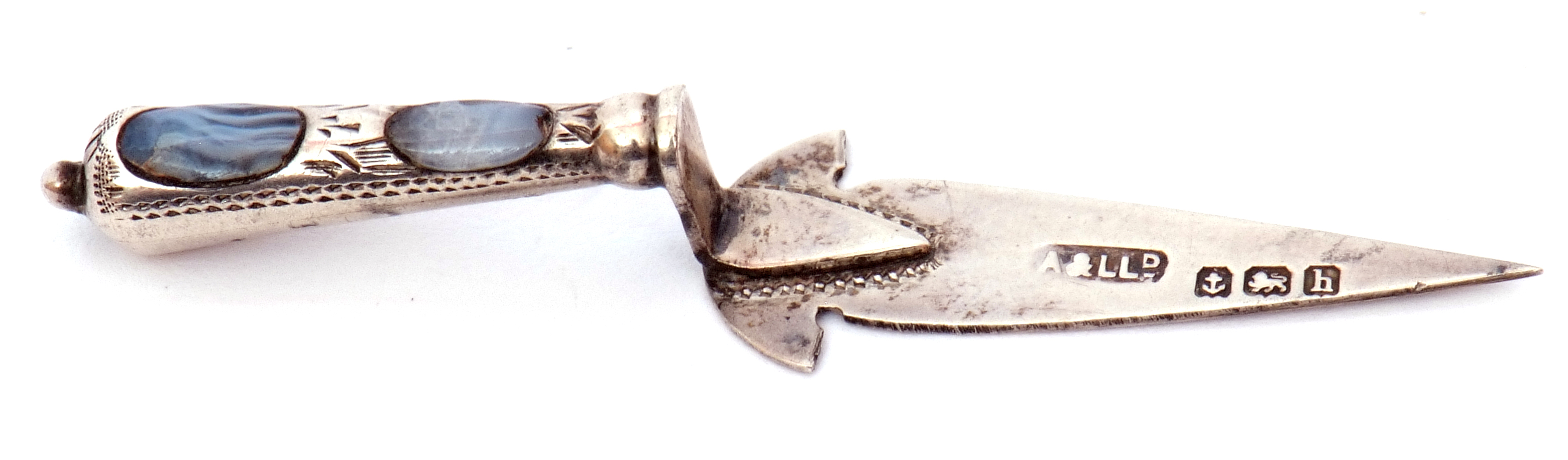 Silver and agate handled trowel, Birmingham 1907, maker Adey & Lovekin Ltd (a/f)