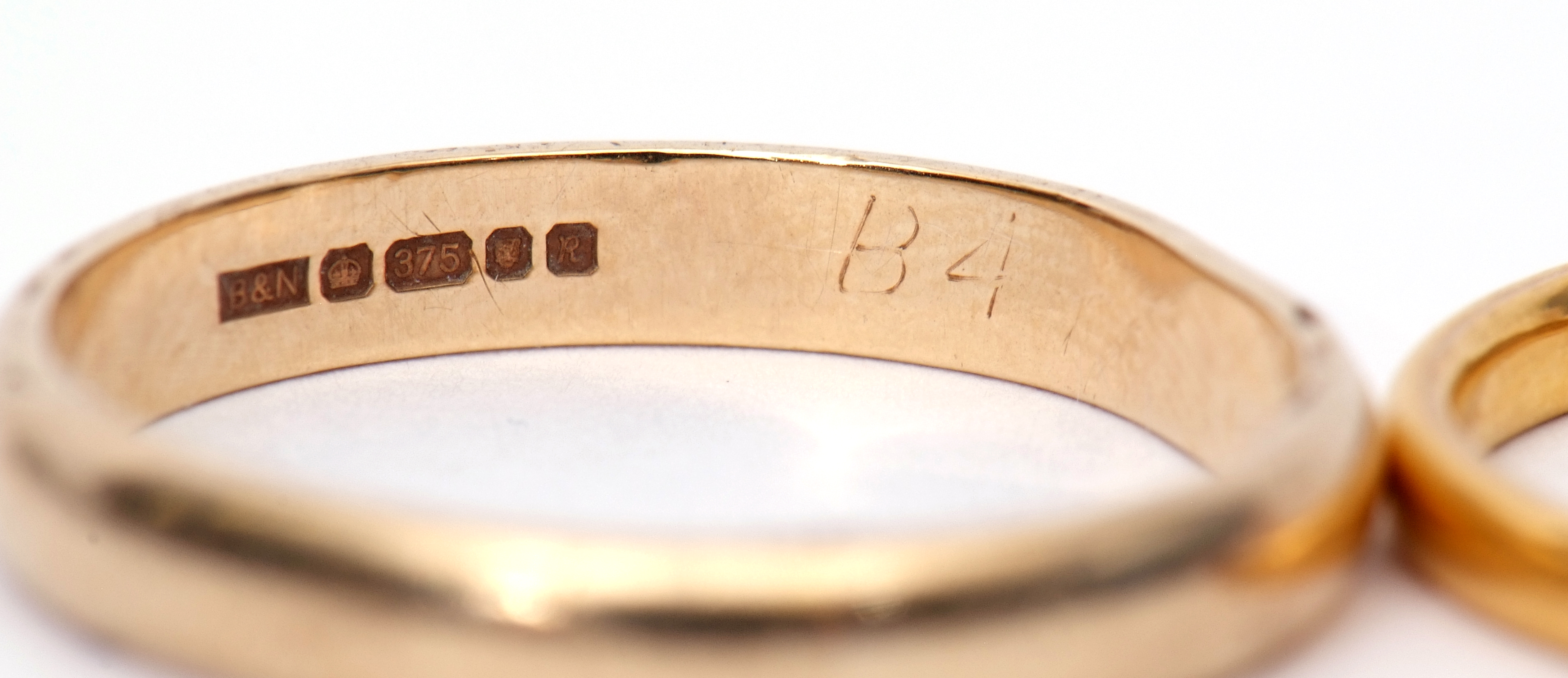 Mixed Lot: 22ct gold wedding ring, Birmingham 1925, 3.1gms, size N/O, together with a 9ct gold - Image 2 of 5