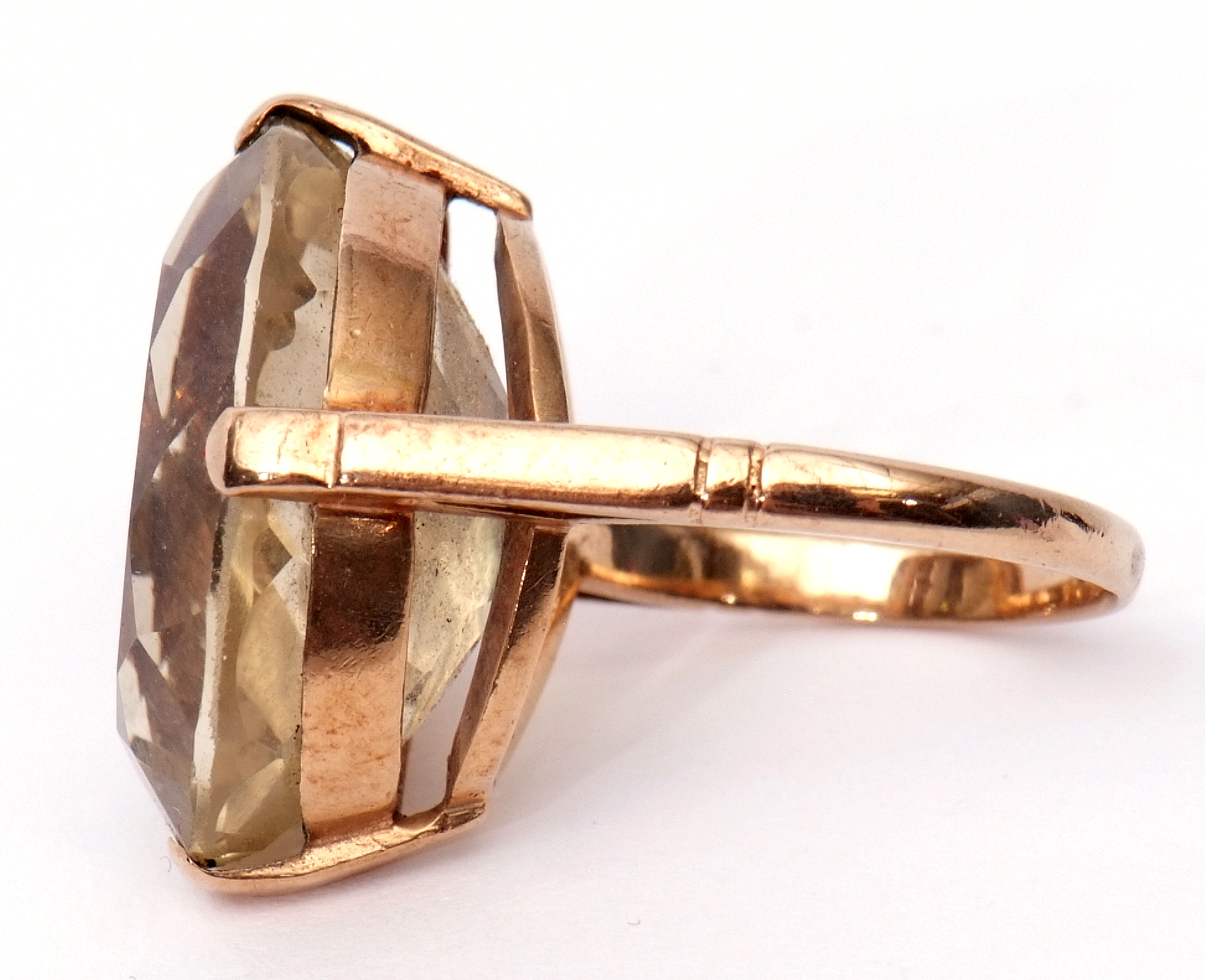 Large Citrine quartz dress ring of oval faceted shape, cardinal set in a plain polished basket - Image 2 of 6