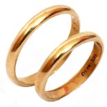 Mixed Lot: two 14Kt stamped wedding rings, plain polished design, the insides engraved "Susan and