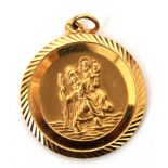 9ct gold circular shaped St Christopher pendant, 2.5cm diam, 8gms