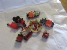 QUANTITY OF VARIOUS VINTAGE MINIATURE WOODEN CHARMS