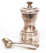 Mixed Lot: vintage white metal cased capstan style pepper mill/grinder, stamped "Sterling", 9.5cm