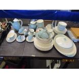 GOOD QUANTITY OF ROYAL DOULTON TRACERY DINNER WARES INC PLATES, BOWLS, COFFEE/TEA SET, SERVING