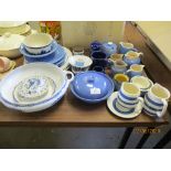 QUANTITY OF VARIOUS HOUSEHOLD CERAMICS INC BLUE AND WHITE CORNISH STYLE ETC