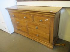 OAK FINISH SOLID WOOD MODERN SIDEBOARD, WIDTH APPROX 143CM