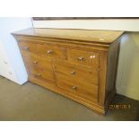 OAK FINISH SOLID WOOD MODERN SIDEBOARD, WIDTH APPROX 143CM