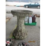 RECONSTITUTED STONE BIRD BATH, HEIGHT APPROX 40CMS