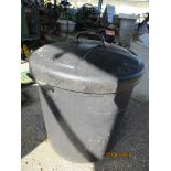 MOULDED PLASTIC BIN WITH LID