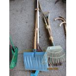 QUANTITY OF VARIOUS GARDEN RAKES, SNOW SHOVELS ETC