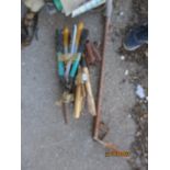 SMALL QUANTITY OF VARIOUS GARDEN SHEARS ETC