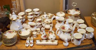 Extensive collection of Royal Albert Old Country Roses china including 11 dinner plates, 12 side