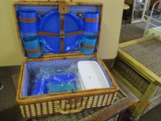 Picnic hamper with accessories