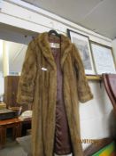 LADIES VINTAGE FUR COAT