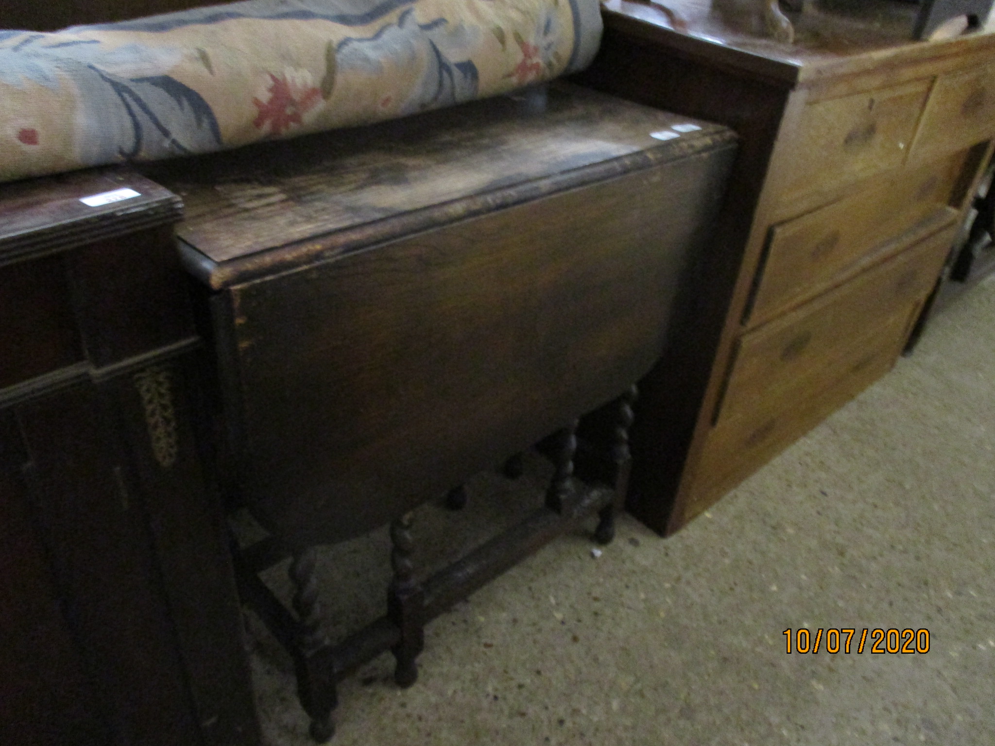 OAK GATE LEG TABLE