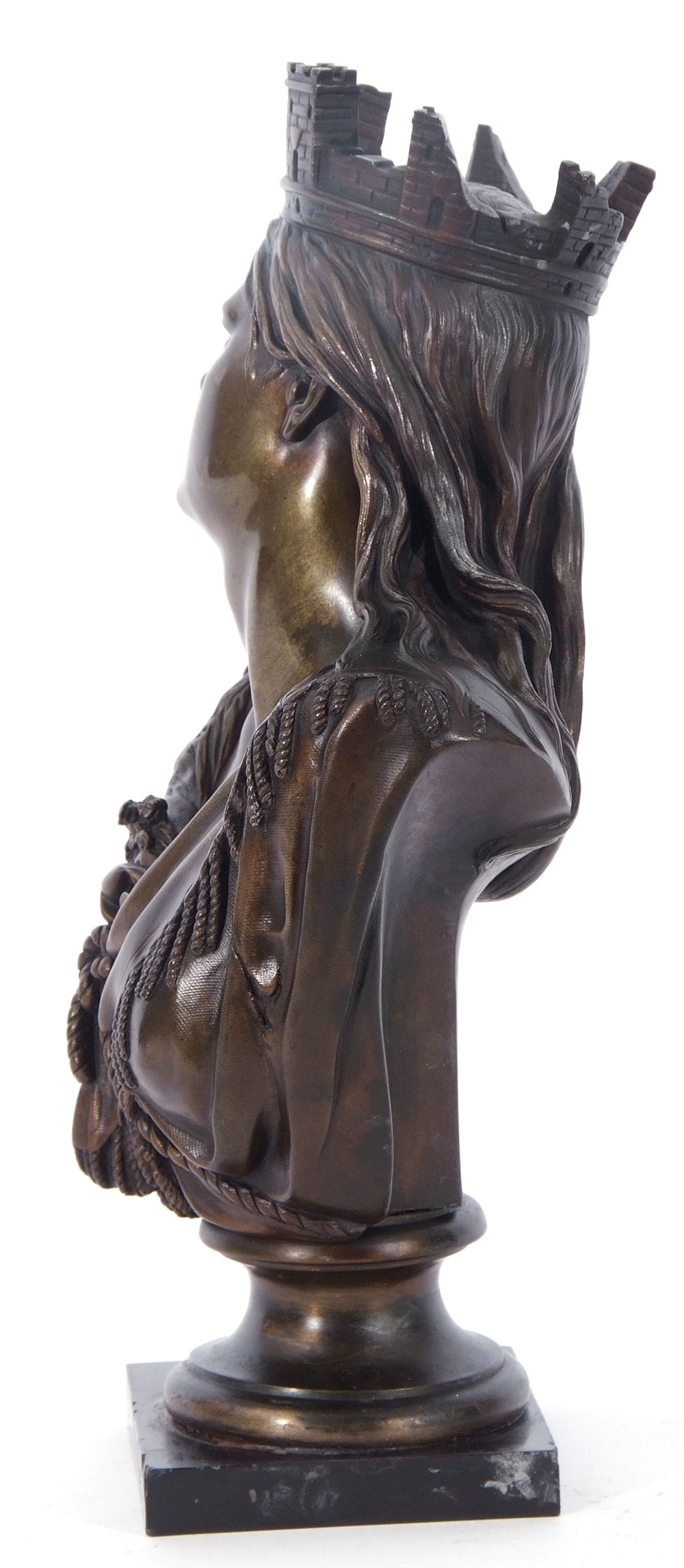 Bronze half-length sculpture depicting the Iceni warrior Queen Boudicca, crowned with a ruined - Image 4 of 5