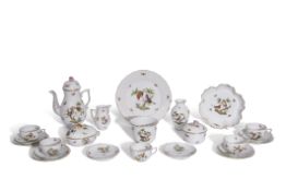 Herend coffee set decorated with the Rothschild bird pattern, comprising coffee pot and cover,