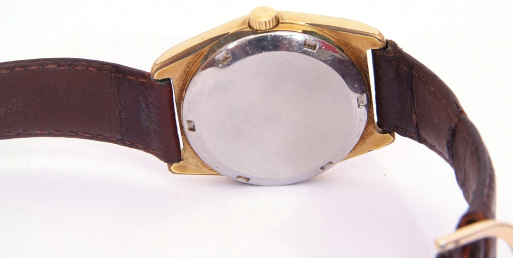 Gent's third quarter of 20th century Omega gold plated and stainless steel backed automatic wrist - Image 3 of 4