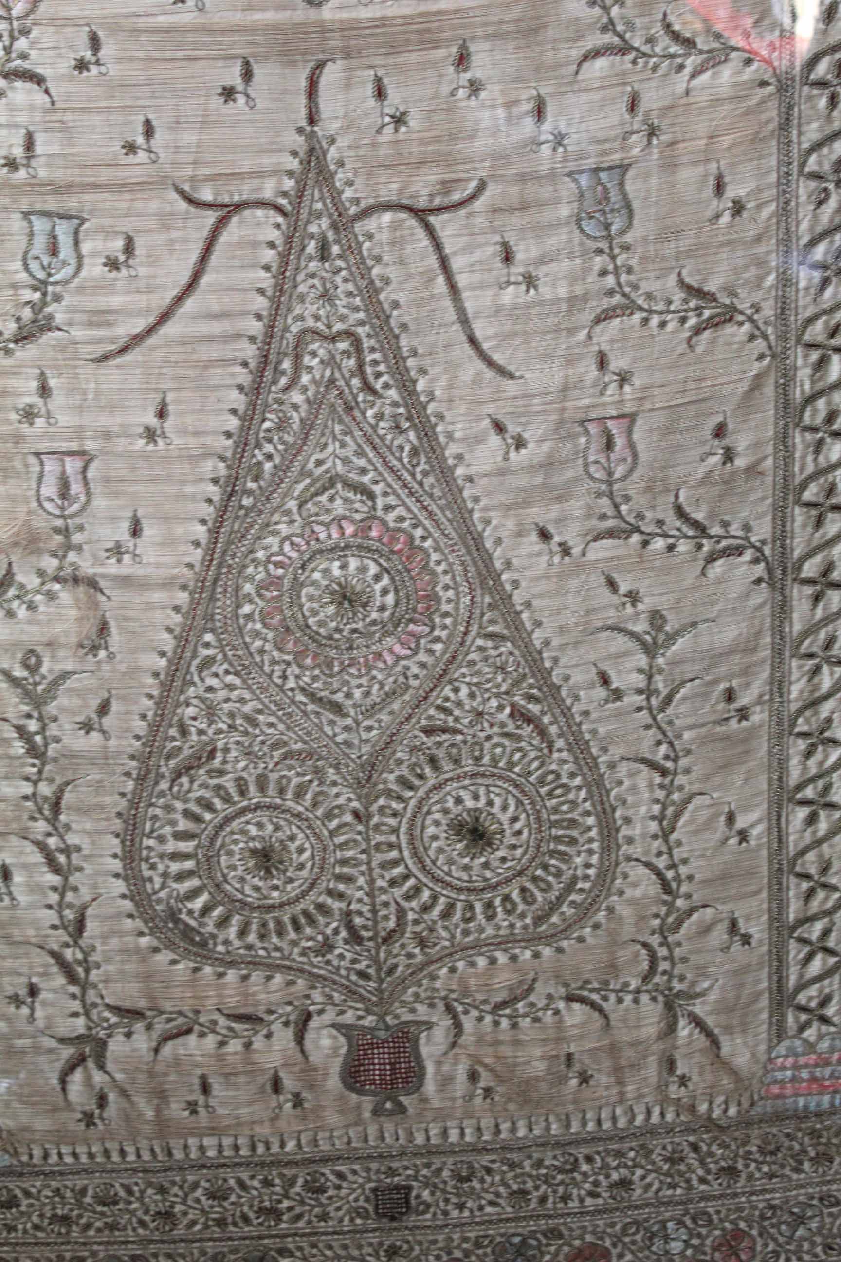 Large silk and gilt filigree embroidered wall hanging or table cloth of Persian or Oriental - Image 3 of 6
