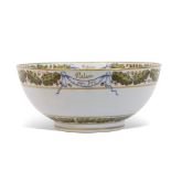 Late 19th century Continental porcelain bowl, probably Samson of Paris, decorated to the interior