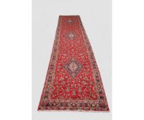 Good quality modern Karajeh runner, 5.08 x 1m