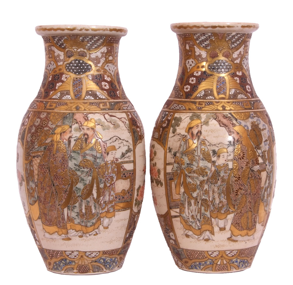 Pair of late 19th century Japanese Satsuma vases with typical decoration in gilt and polychrome of - Image 3 of 5