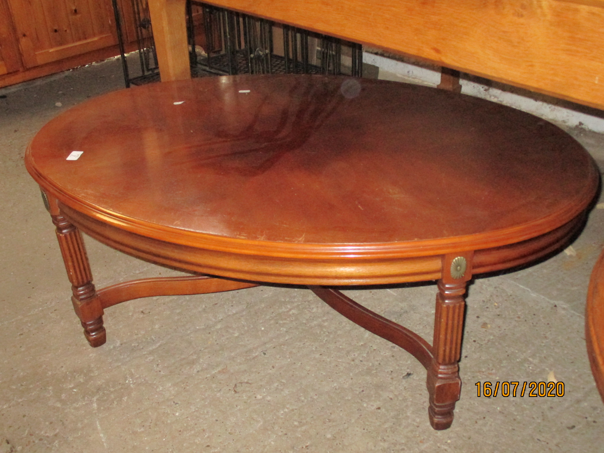OVAL REPRODUCTION COFFEE TABLE ON REEDED LEGS, LENGTH APPROX 110CM