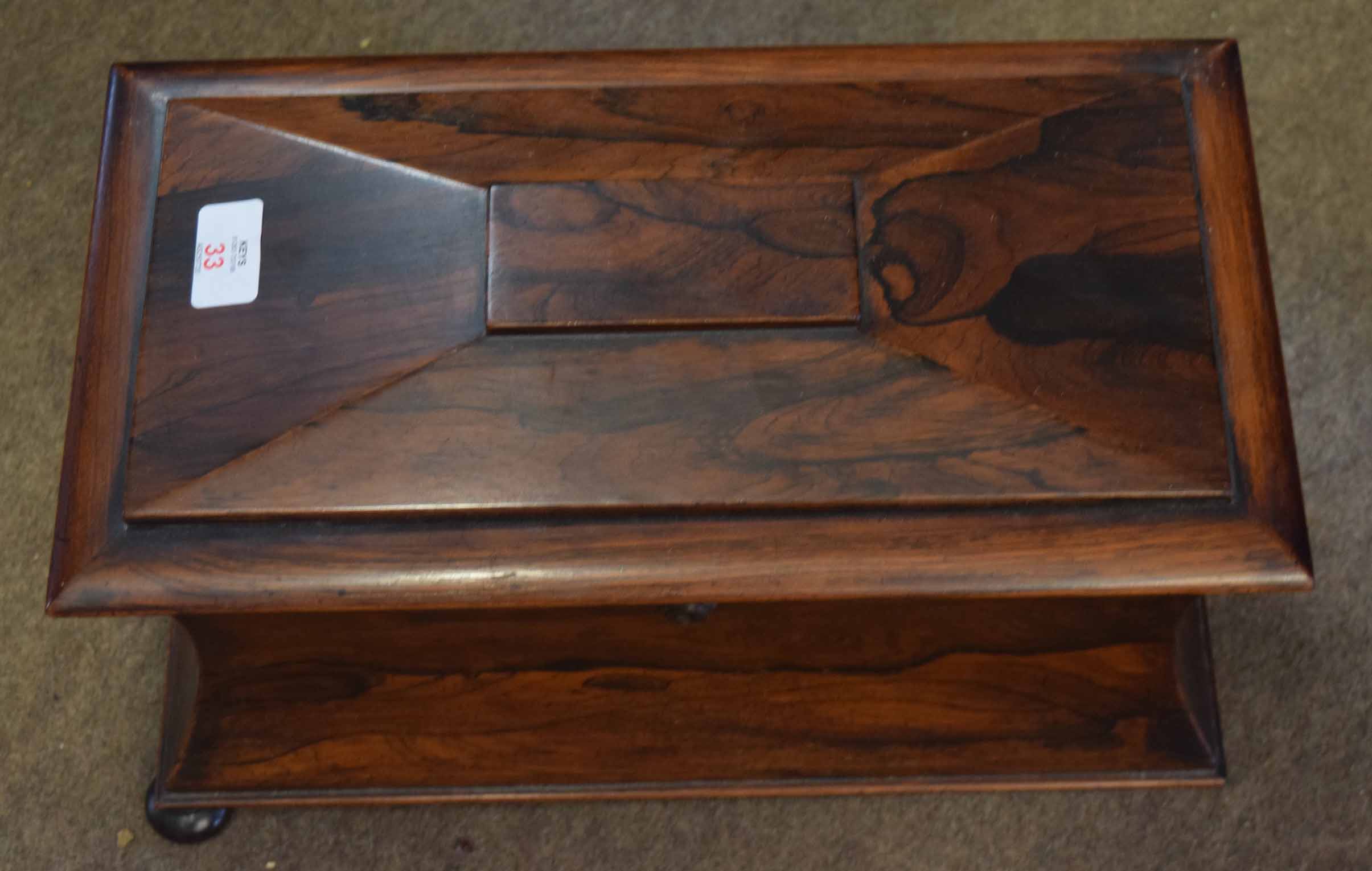 19th century rosewood tea caddy, of sarcophagus form, interior fitted with two compartments with - Bild 2 aus 2