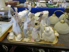 TRAY OF VARIOUS LLADRO FIGURES