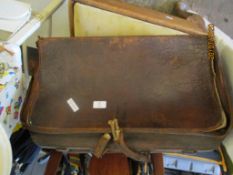 VINTAGE BRIEFCASE