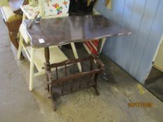 REPRODUCTION MAHOGANY OCCASIONAL TABLE/MAGAZINE RACK, 60CM WIDE