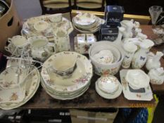 ROYAL DOULTON “OLD LEEDS SPRAYS” PART TEA AND DINNER SERVICE, COLLECTION OF VARIOUS AYNSLEY “COTTAGE