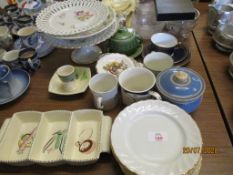 VARIOUS DECORATIVE POTTERY ITEMS, GLASS WARE ETC