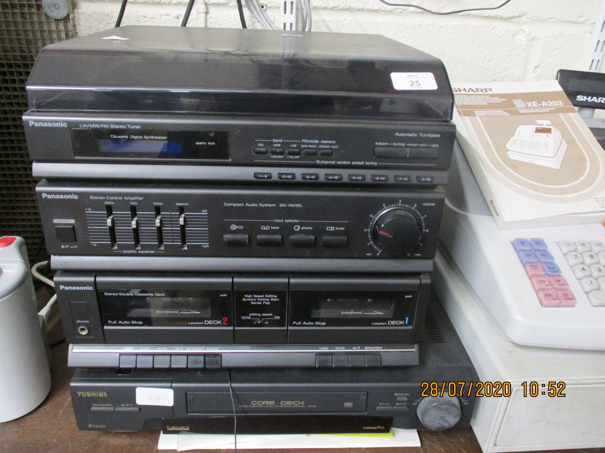 PANASONIC SG-HM10L MIDI HIFI TOGETHER WITH A TOSHIBA VIDEO RECORDER