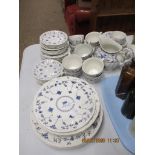 QUANTITY OF VARIOUS CHURCHILL AND OTHER PLATES ETC