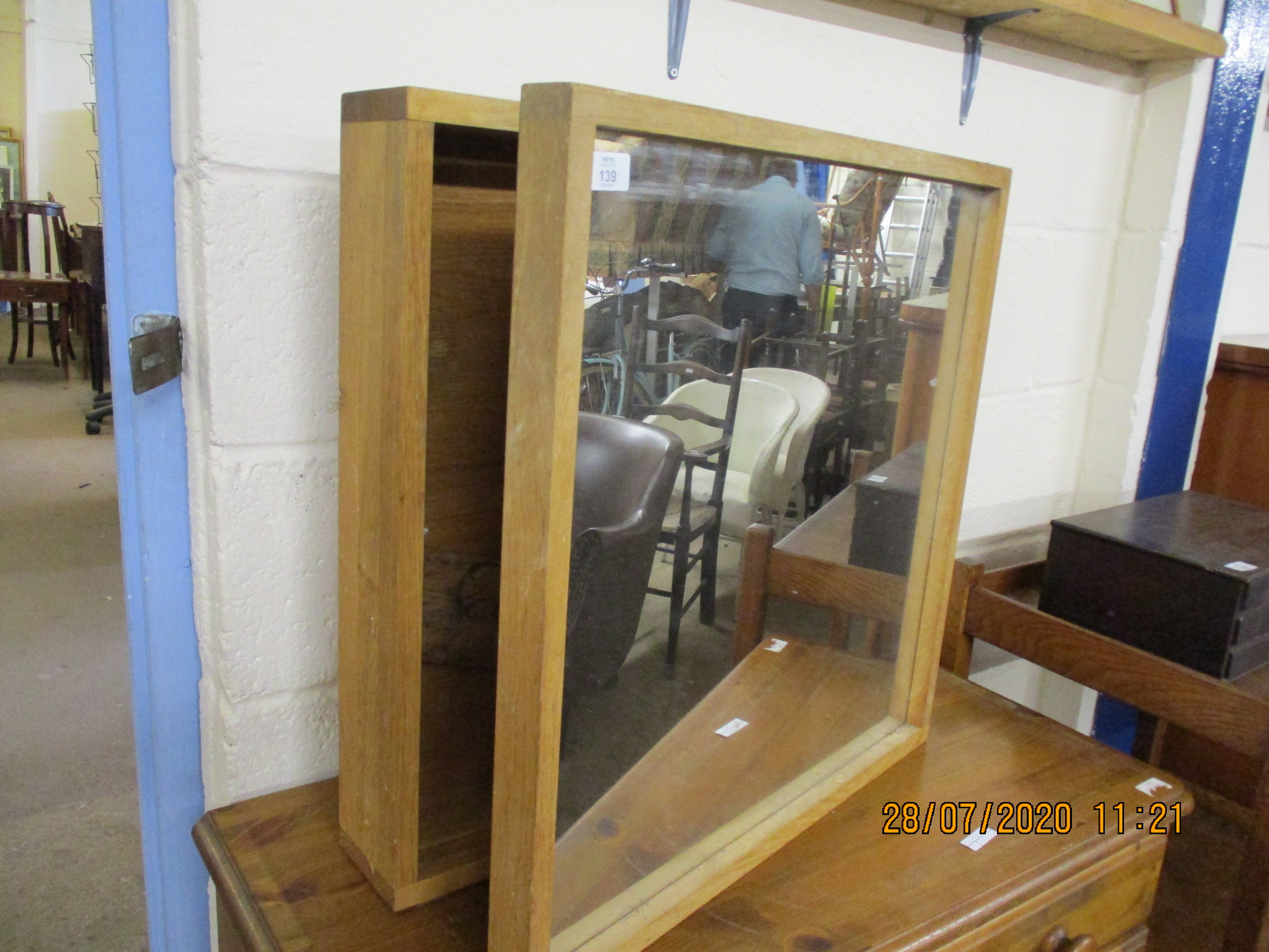 MIRRORED RUSTIC BATHROOM CABINET, WIDTH 60CM