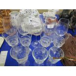 QUANTITY OF VARIOUS VINTAGE GLASSES