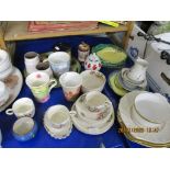 VARIOUS HOUSEHOLD CERAMICS INCLUDING WEDGWOOD LEAF PLATES, CROWN DEVON ETC TOGETHER WITH A COLIBRI