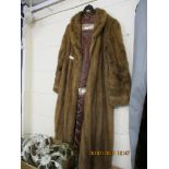 LADIES VINTAGE FUR COAT