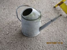 TIN WATERING CAN