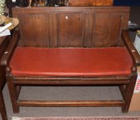 Oak cottage settle, three panelled back and solid seat (constructed from period timbers), 1m wide